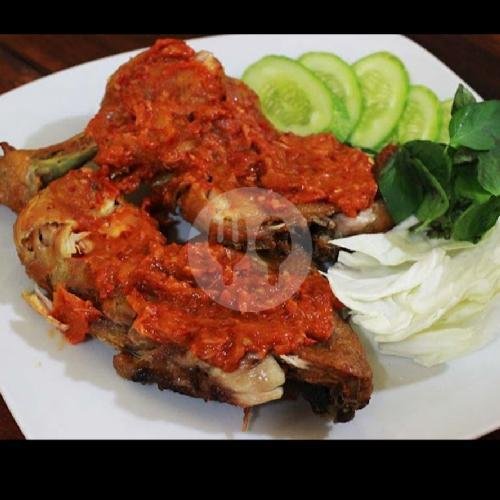 Nasi T.O Hunkul menu Nasi Tutug Oncom Bundo Dian, Jatinangor