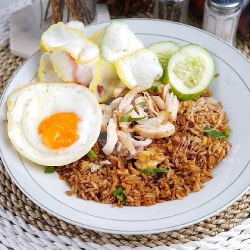 Review Warung Bakmi Jawa Dan Nasi Goreng Yu Jimah: Makanan Enak dengan Suasana Cozy di Bantul