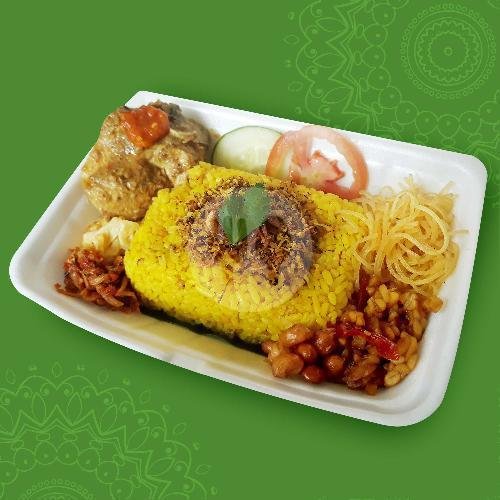 Nasi Kuning Ayam Rendang menu Lontong Medan & Nasi Kuning Mama Dara, Pandanaran