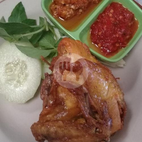 Review Kuliner di Pondok Makan “Bu Agung” Semarang: Sambal Bawang yang Menggoda dan Ayam Bakar yang Perlu Diperbaiki
