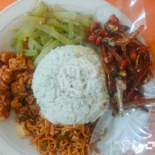 Nasi Rames Telor Ceplok Balado menu Warung Makan Tegal Citra Baru, Kampung Malang Tengah 1
