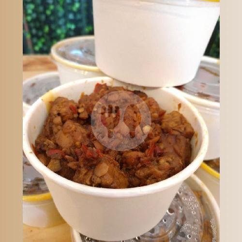 Asem-asem Iga Sapi menu Mbah Gembil Spesial Ayam Srundeng, Perintis Kemerdekaan