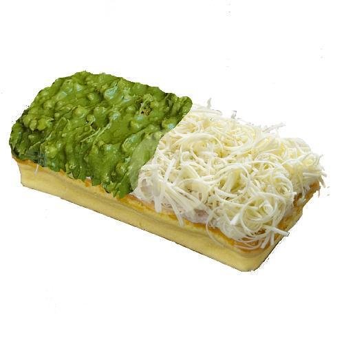 Ogura Cheese + Topping 1/2 Crispy Choco + 1/2 Greentea menu Oma Opa Cakery, Taman Siswa