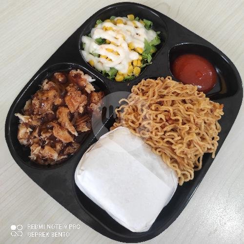 Sushi Geprek menu Geprek Bento, Slawi