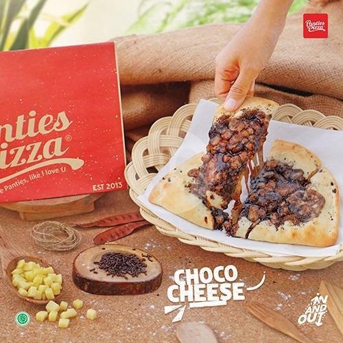 Choco Cheese In And Out menu Panties Pizza, Penumping