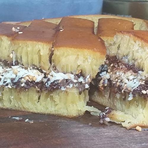 Spesial Sapi menu Djoeragan Martabak & Terang Bulan, Ploso