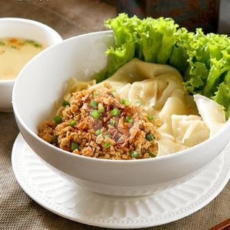 Suikiao Kuah Babi menu Rumah Makan Gloria Chinese Food, Klojen