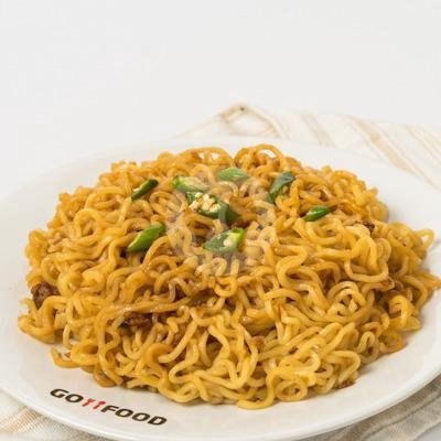 Mie Goreng menu Rumah Makan AKUR (Accoord), Taman