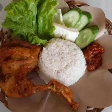 Ayam Kecap menu Warung Teteh, Sultan Syahrir