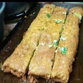 Martabak Telor Bebek Istimewa 4 Telor menu Martabak Bandung 99, Dharmawangsa