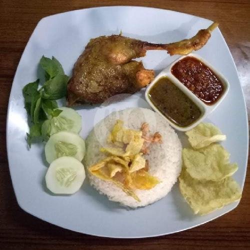 Nasi Uduk + Gurami menu Nasi Uduk Rohmat, Gunungsari