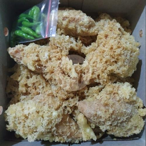 Nasi Ayam Balut Kremes menu Umama Lumpia Rebung