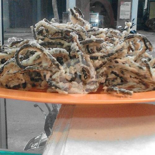 Belut Krispi menu Lalapan Top One, Wisnu Wardhana