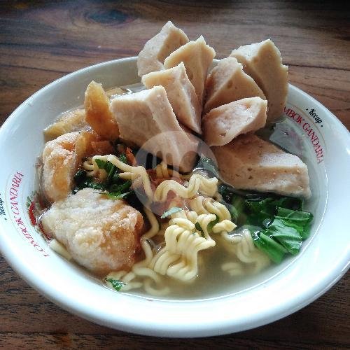 Bakso Jumbo menu Mie Ayam dan Bakso Cak Ndut, Bedingin