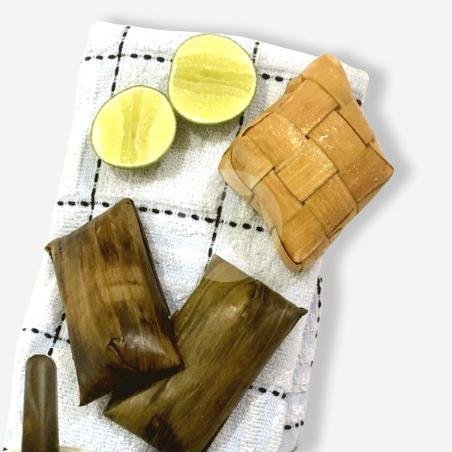 Ketupat menu Coto Daeng, Genteng