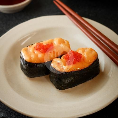 Gunkan Salmon menu Kirana Sushi, Banyuwangi Kota