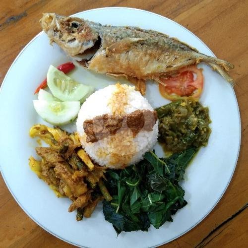 Nasi Telur Bulat menu NASI PADANG BACIRO