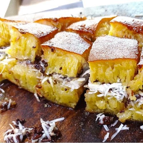 Ketan Hitam Susu menu Martabak dan Terang Bulan Rizquna, Kebon Agung