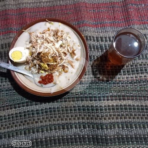 Mie Koclok Warbat: Surga Kuliner Cirebon yang Wajib Dikunjungi