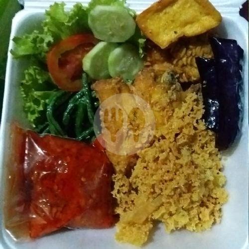 Ayam Kremes Tanpa Nasi menu Dapur Mama Azka, Koto Tangah