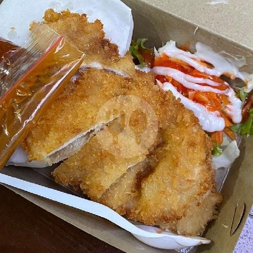 Paket Nasgor Omlette menu Kantin Raos Echo, Kampus UNS