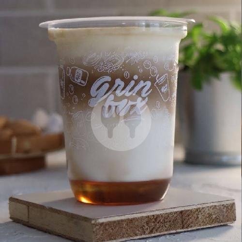 Kopi Cantik menu Grinbox Coffee & More, Gayungan