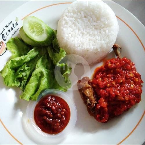 Ayam Bakar Kremes Tulang Lunak + Nasi + Lalap + Sambal menu RM. Cikole Ayam Tulang Lunak, Sukabumi