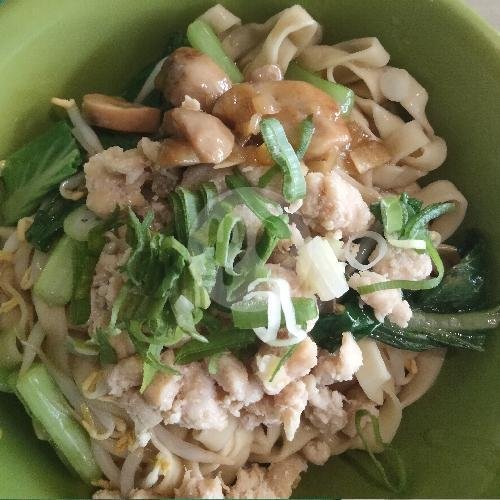 Mie Ayam Pangsit Rebus menu Bakmie Sukie, Kemayoran