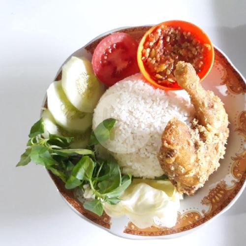 Nasi Ayam Geprek menu Lesehan Hanna, Gondokusuman
