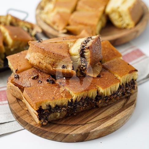 Martabak Manis Loyang Besar Keju menu Martabak Top Bandung 77, RS Fatmawati