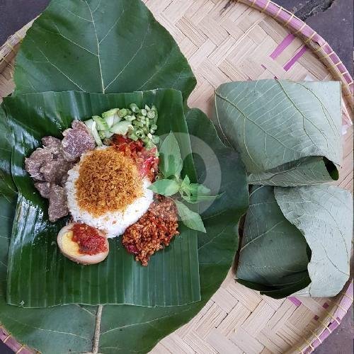 Sego Berkat Krecek menu Sego Berkat Godhong Jati - Sumur Batu