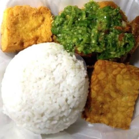 Nasi Ayam Beringas (Rica2) menu Pecel Lele Ayam Sambal Biadab 