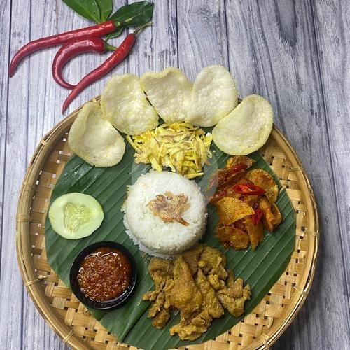 Sego Kereng Ayam menu Bubur Ayam Mama An, Gubeng Kertajaya