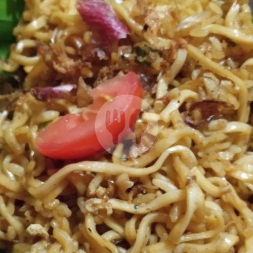 Kwetiaw Goreng menu Nasi Goreng Daun Pisang Bang Roni Ujungrusi