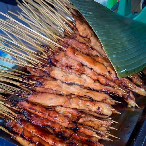 Sate Ayam Full daging (Tanpa Lemak)10tusuk menu Sate Warok (Sate Ayam Ponorogo), Jambangan