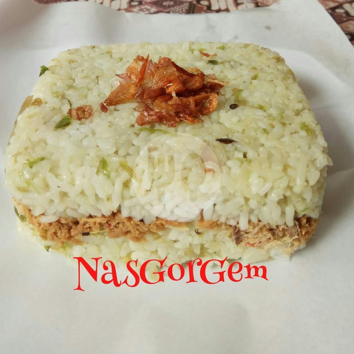 Nasgor Merdeka menu Nasgem & Geprek Merdeka, Banyuwangi