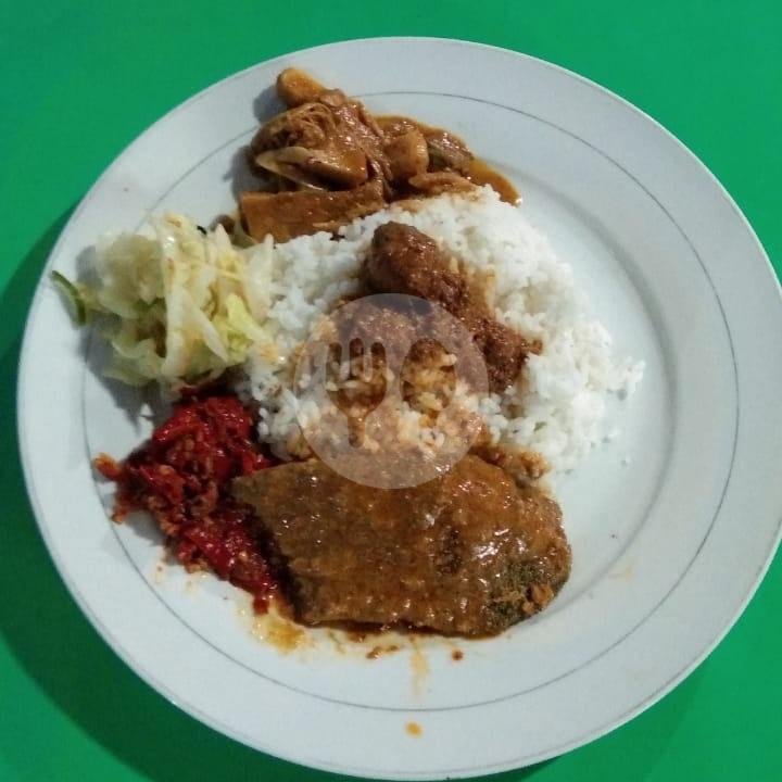 Perkedel Kentang menu Nasi Padang Mande Kanduang, Haur Pancuh