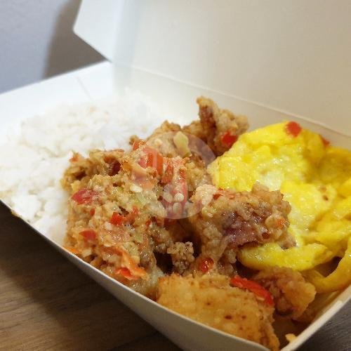 Ayam Kampung Bakar menu Seafood Ayu 69, Tambora