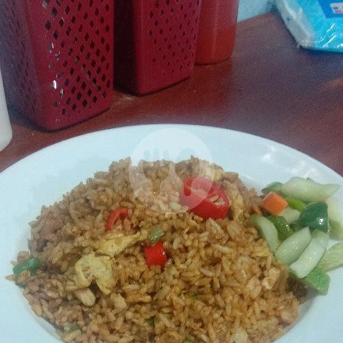 Nasi Goreng Ayam menu Resto Alzian, Pinang Ranti