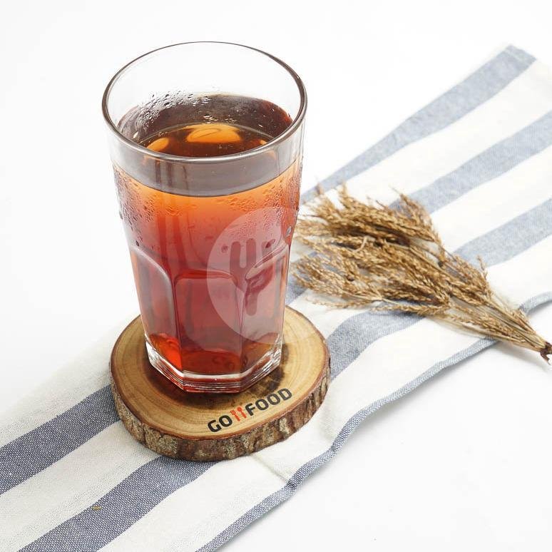 Es Teh tawar menu Nasi Goreng Gila 28, Ragunan