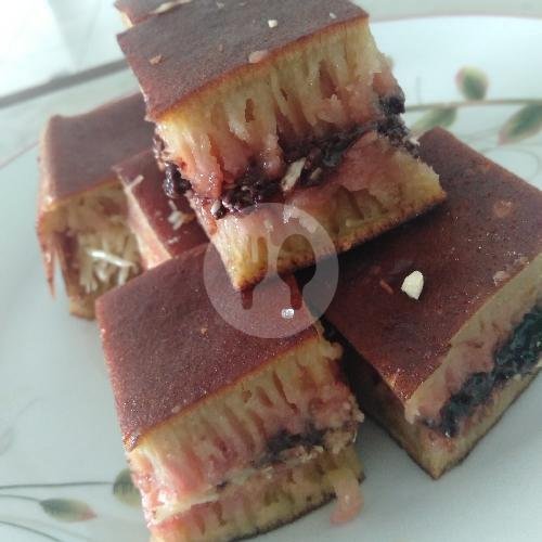 Manis Red Velvet Biasa menu Martabak Bandung 33, Cabe Raya