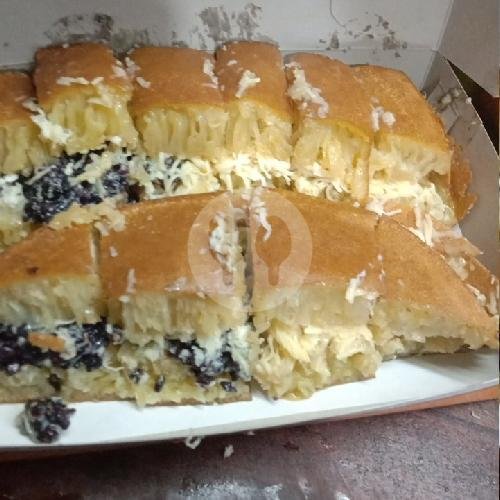 1/2 KEJU 1/2 KACANG COKELAT menu Martabak Tegal Mas Nando, Pondok Gede