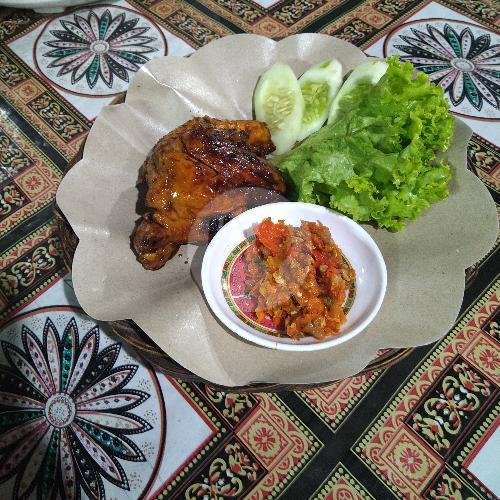 Paket Ayam Bakar Komplit. . menu Pondok Ellia, Duren Sawit
