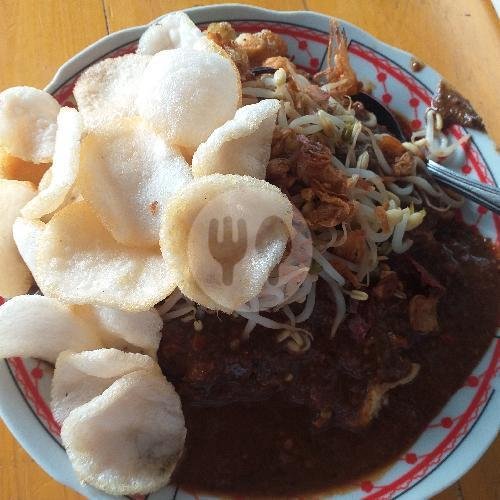 Tahu Bumbu Pakai Nasi menu Rujak Cingur Mbak Diana, Blimbing