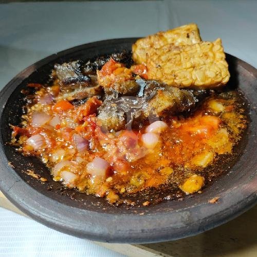 Sambal Gami Omah Salak: Surga Kuliner Sambal di Madiun