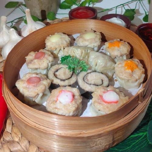 Review Dimsum Alaola Cijambe: Kenangan Indah dalam Setiap Suapan