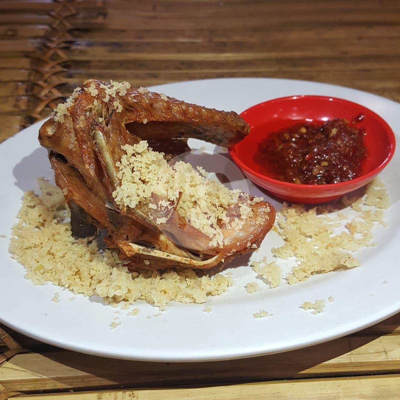 Bebek Muda Goreng Dada menu Ayam Bakar Goreng Lombok Abang, Tlogosari