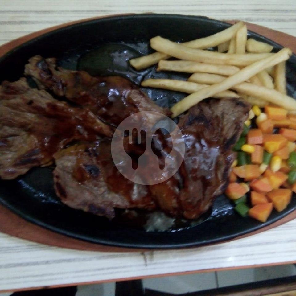 Ground Beef Steak menu Warung Steak 76, KH. Syahdan