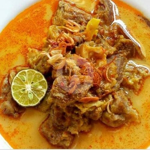 Nasi Gulai Sapi menu Nasi Pecel Madiun Balqis Food, Danau Limboto