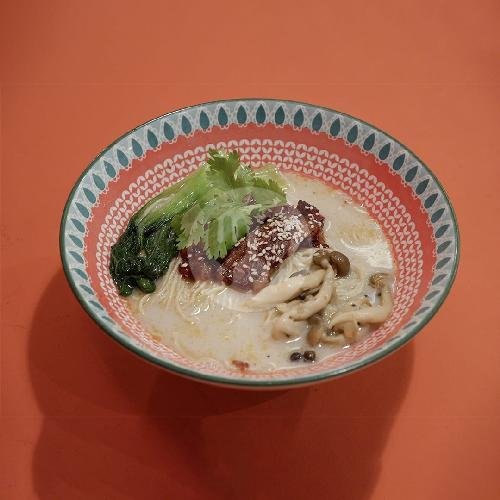 Collagen Noodle Soup (Chicken Charsiu) menu Raohe Noodle